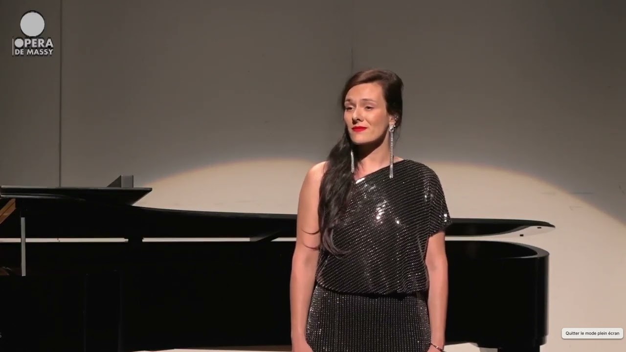 Lucie Peyramaure sings Meyerbeer's Les Huguenots 