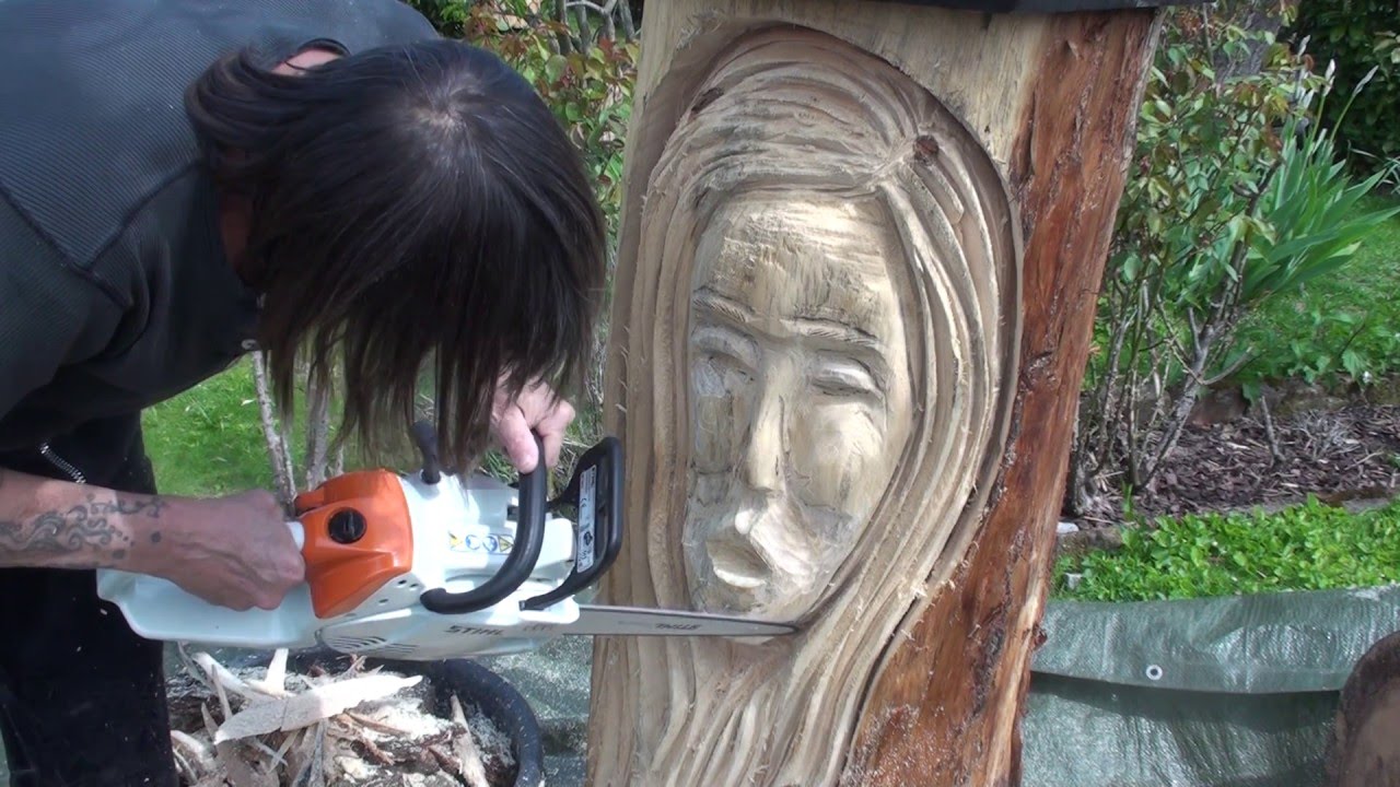Log Hives Chainsaw Wood Carving Gaia Spirit Tree Beekeeping