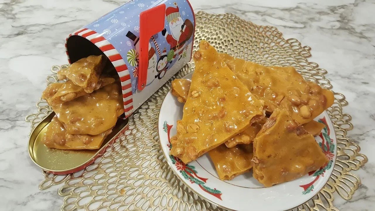 Peanut Brittle - 100 Year Old Recipe - The Hillbilly Kitchen #christmas #candy  #recipe #food #diy