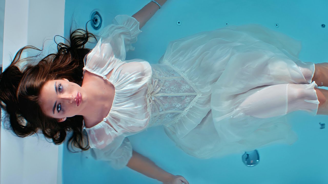 Andreea Bostanica - Bouquet (Offcial Music Video)￼
