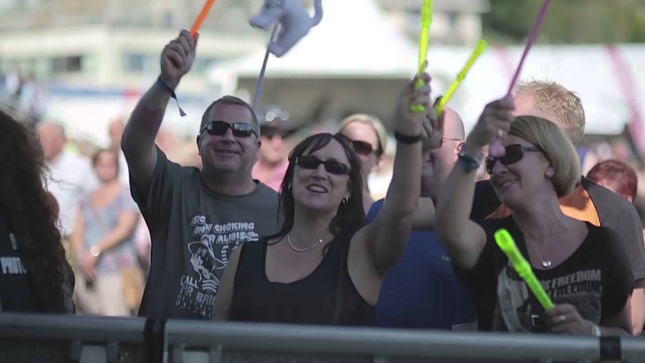 LOOE MUSIC FESTIVAL 2014 Sun, sand & awesome sounds!