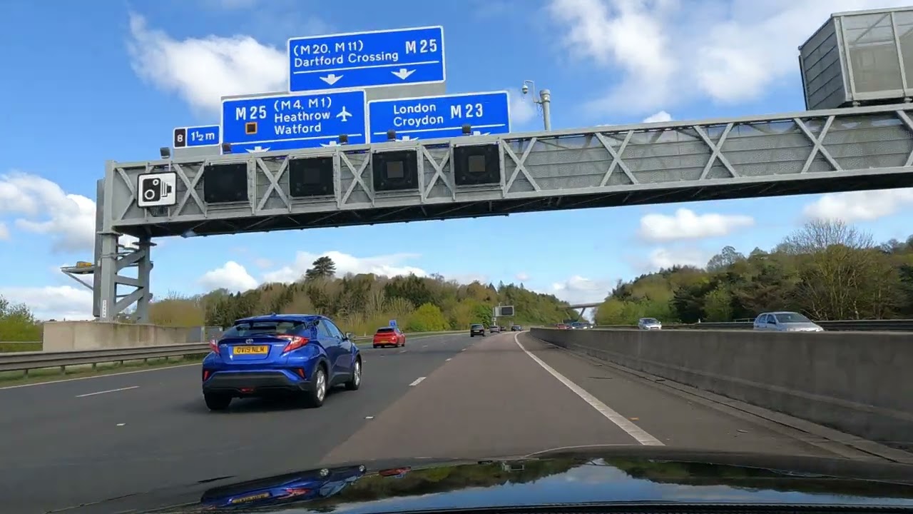 Gatwick South to M27 J3 Drive | UK Motorways