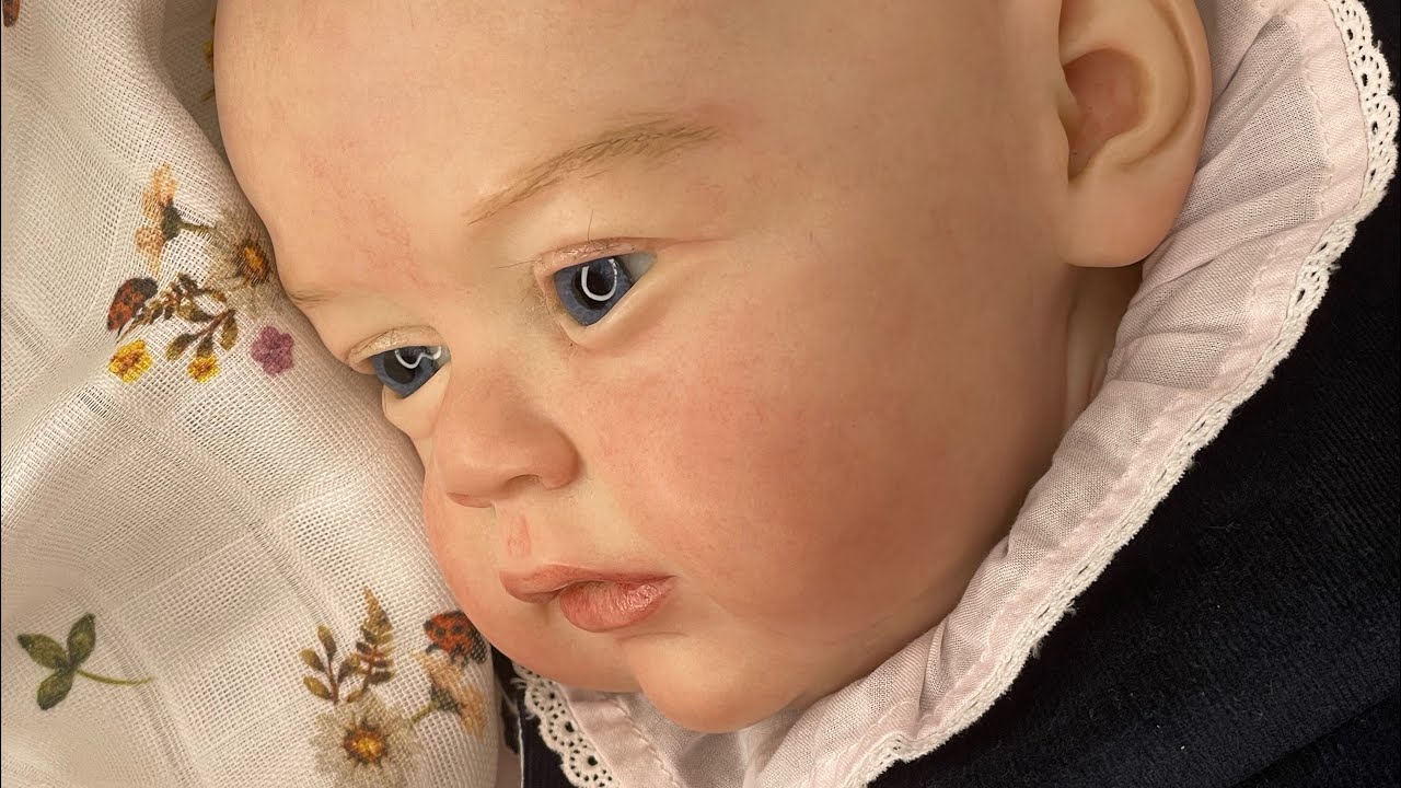 One of my favourite baby outfit styles, modelled on my reborn Lottie, Mary Ann by Natali Blick. ❤️❤️