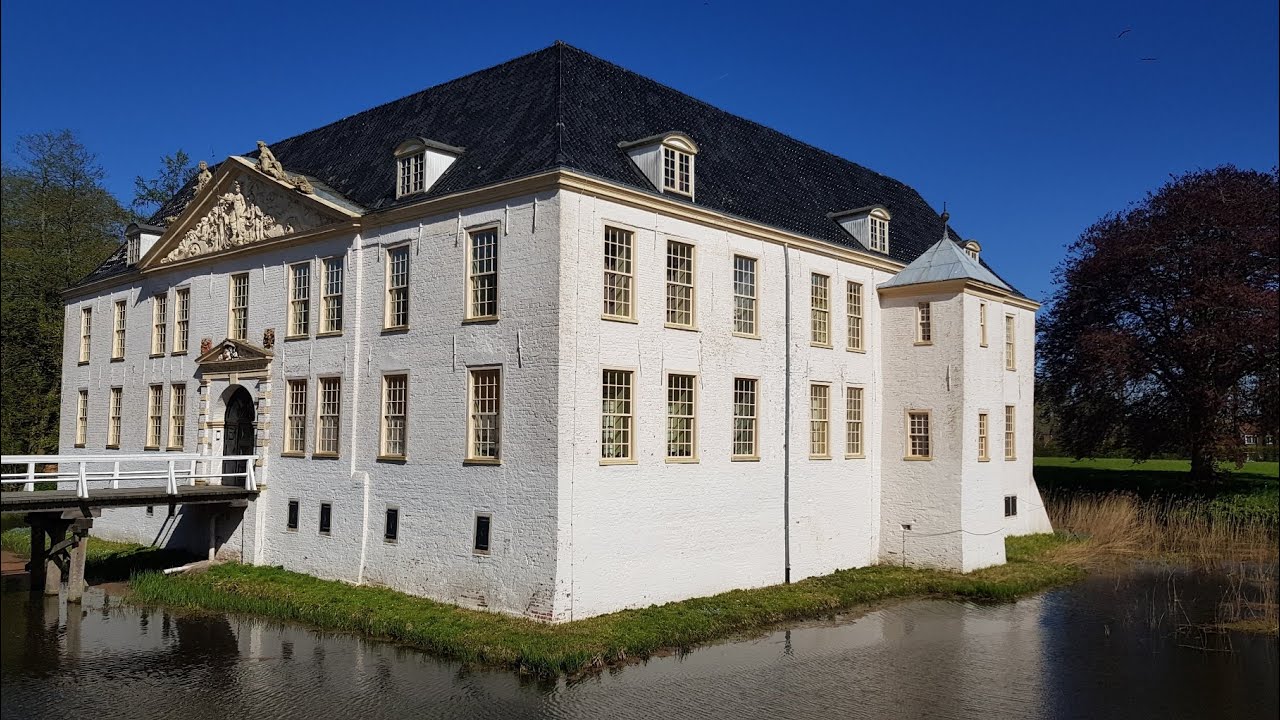 Schloss Dornum Wasserschloss Norderburg Ostfriesland Sitz der Herrlichkeit Dornum Realschule