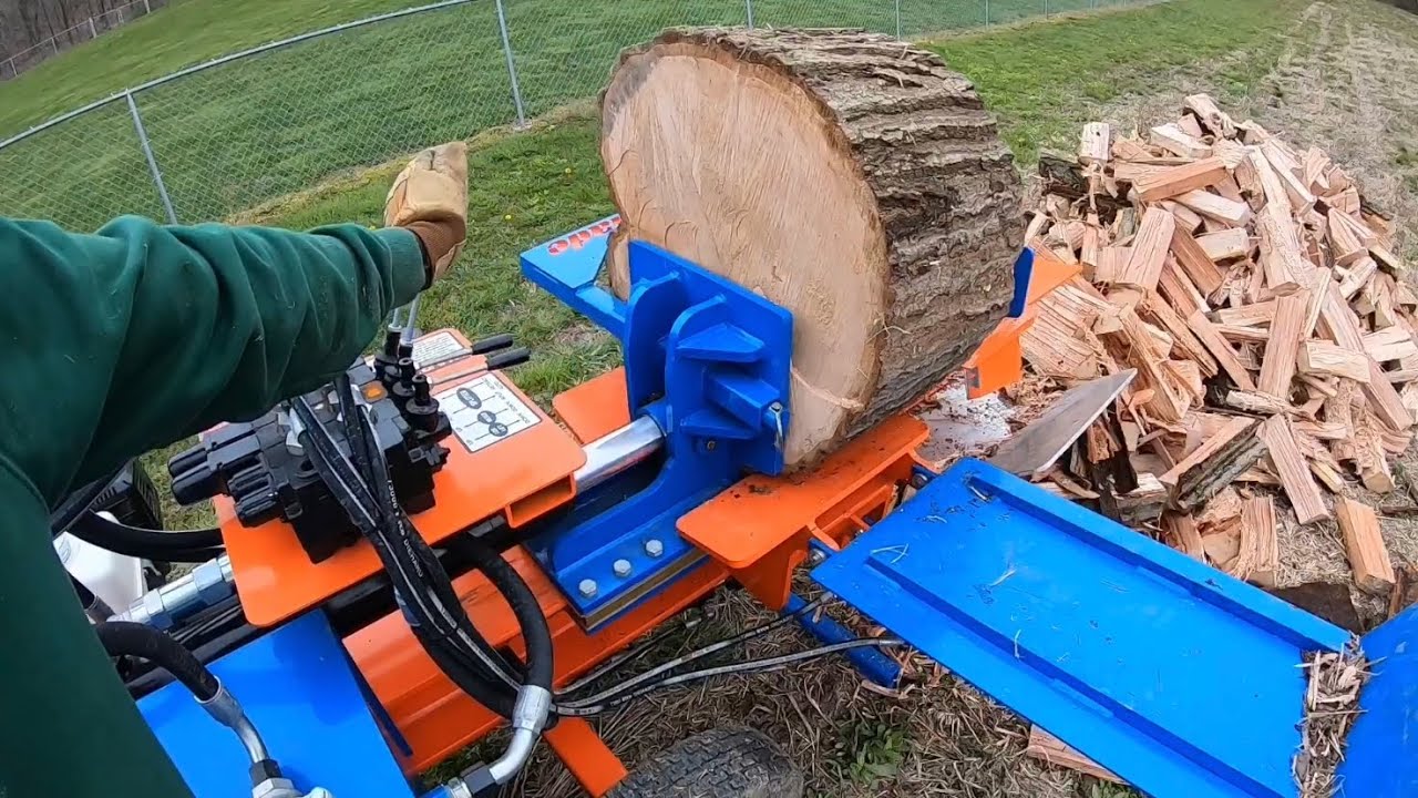 Box Wedge Splitting 22" Red Oak Rounds