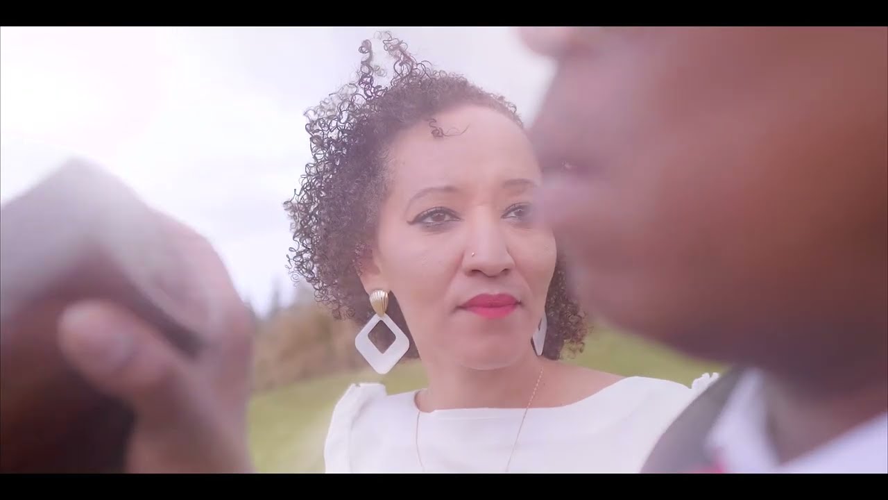 Titom l'artiste - Té difficile pou croire (Clip Officiel)