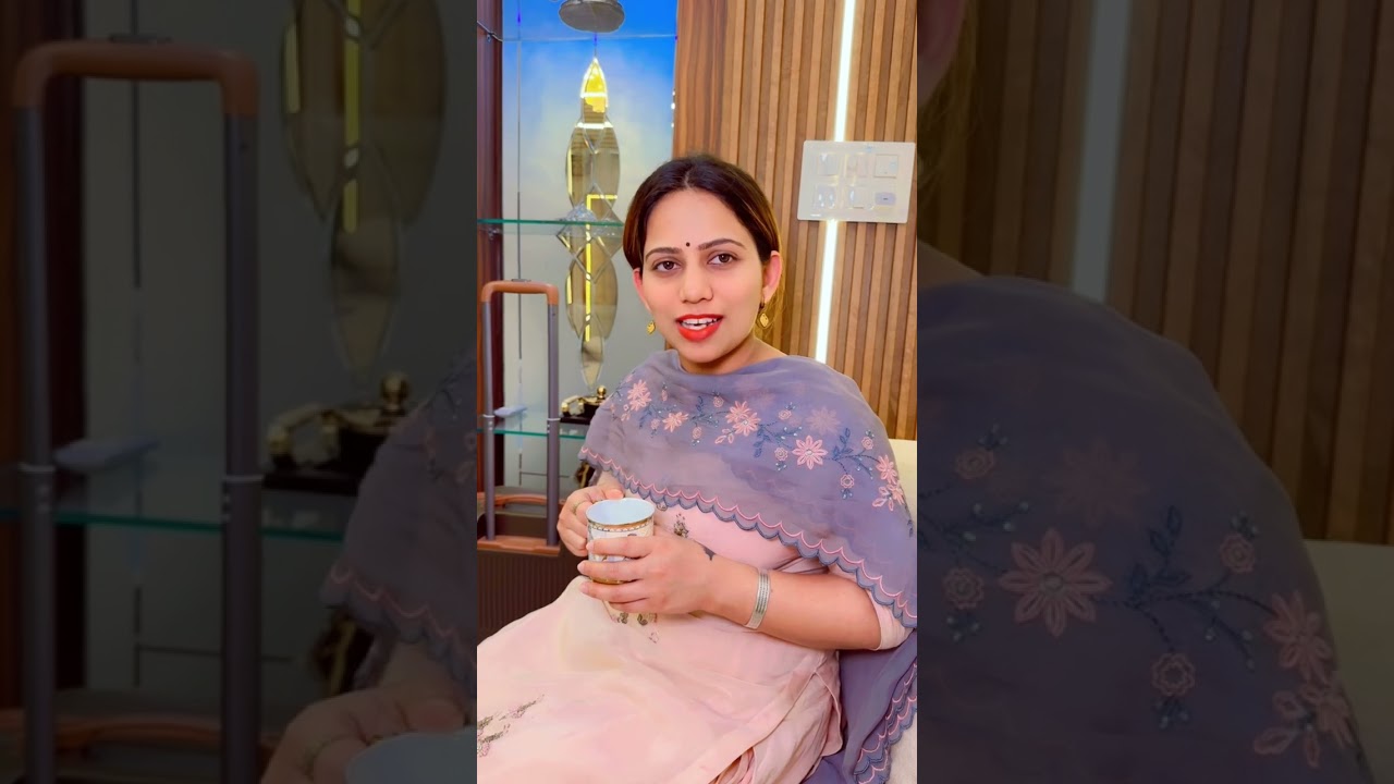 भाई भाभी ने बहन को निकाला घर से बाहर