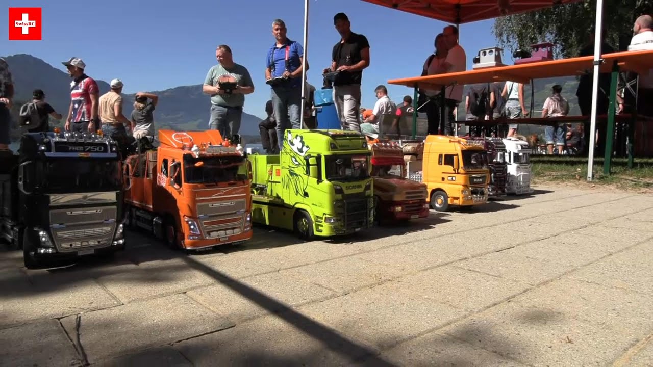 RC TRUCKS, CRAWLER AND BOATS IN ACTION