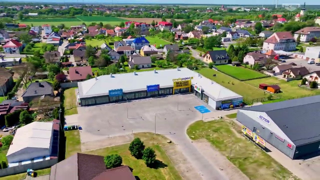 Park handlowy w Krapkowicach przy ul. Ligonia