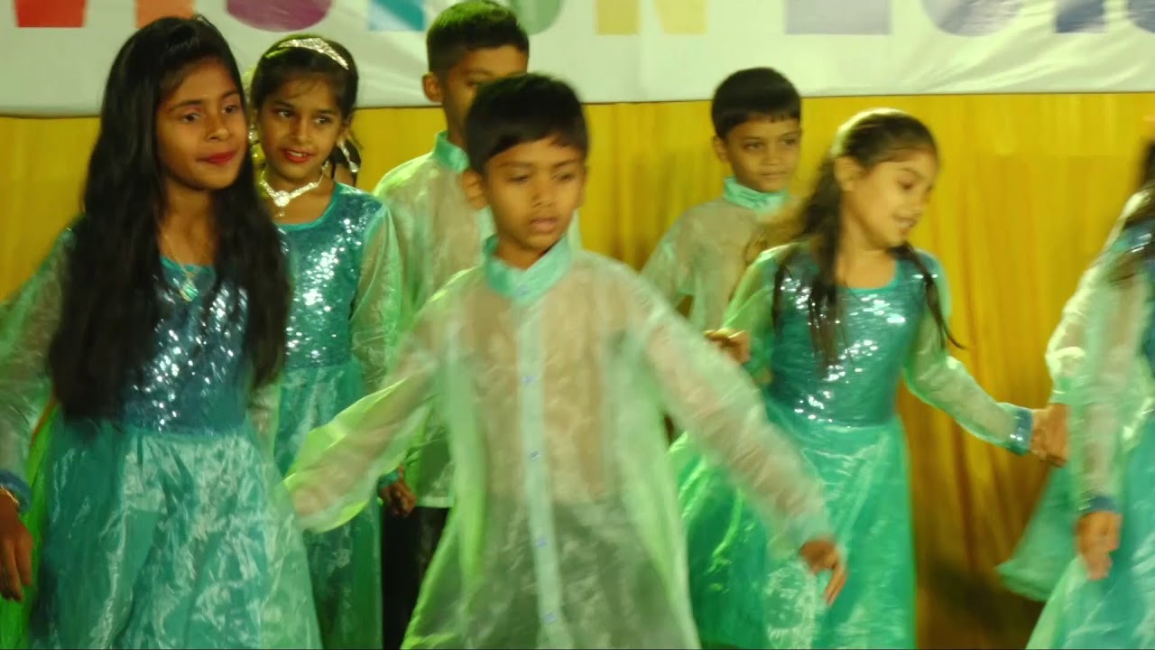 INT Academy Annual Function 2019 - HITS OF SRK Dance Performed by Std III