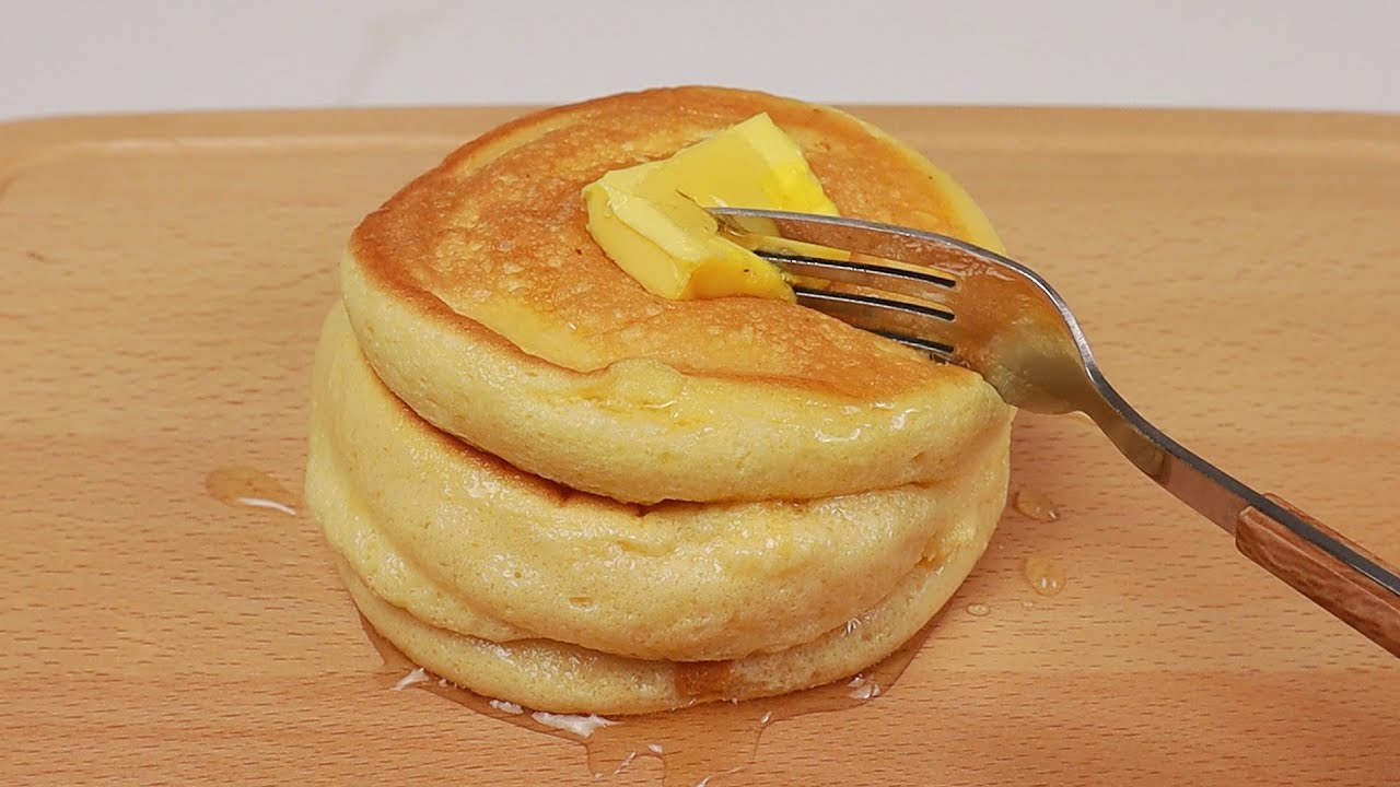 Как приготовить Пушистые блины - Простые и вкусные блины с маслом и медом