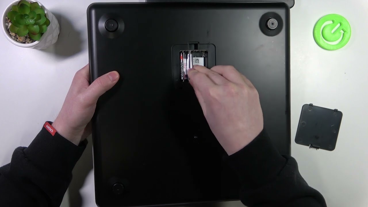 The Ultimate Guide to Inserting Batteries into Your Nokia Body+ Withings Scale