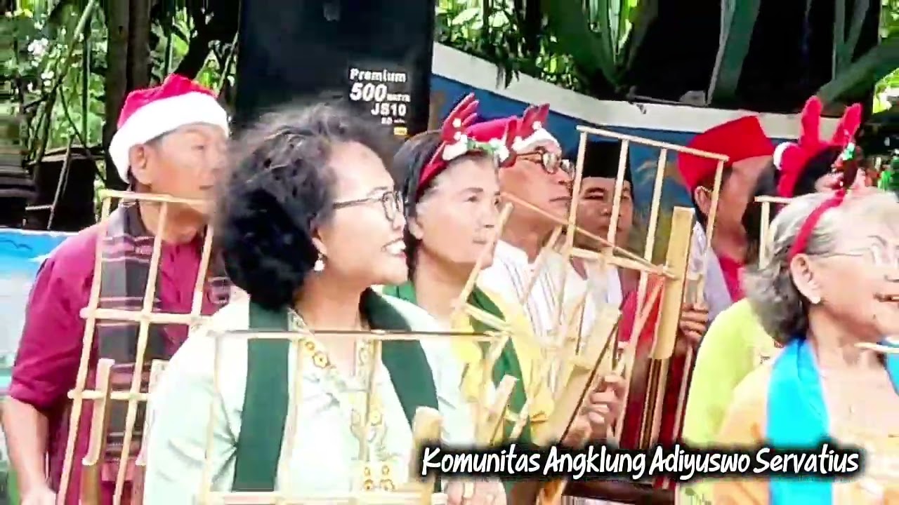 Gloria in Exelsis Deo // Komunitas Angklung Adiyuswo Servatius 
