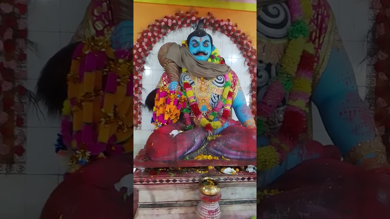 উত্তর বঙ্গের দিনহাটাতে অবস্তিত খুব জাগ্ৰত মসান বাবার মন্দির(শিব ঠাকুরের এক অবতার)।