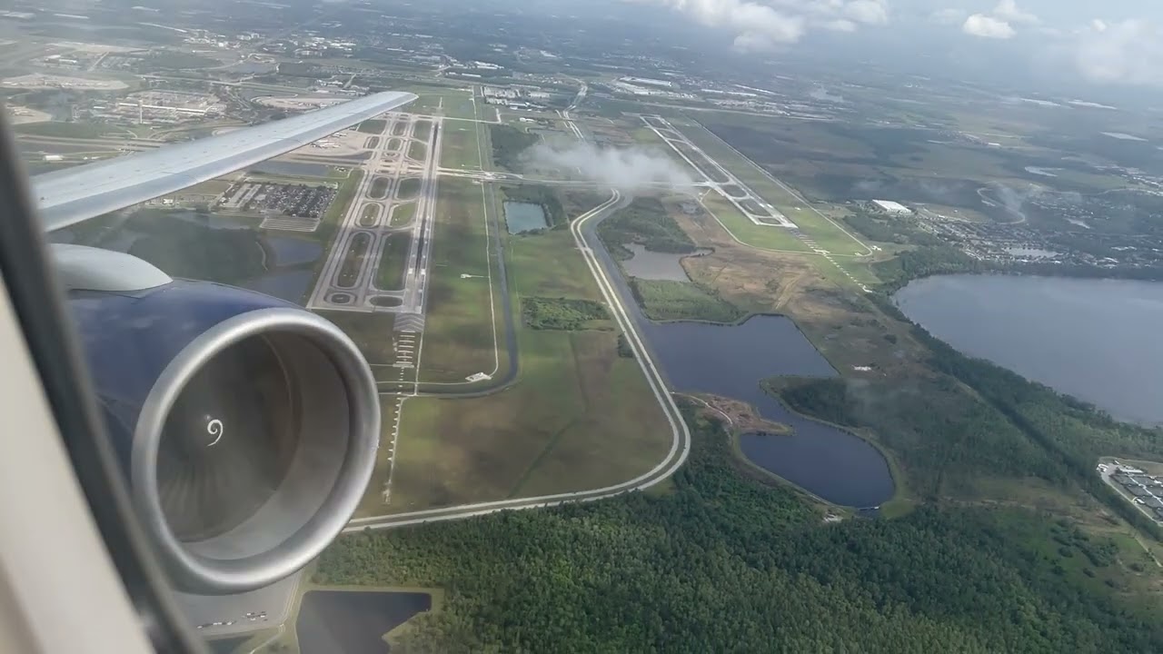 Delta Air Lines Boeing 757-200 Takeoff from Orlando International Airport