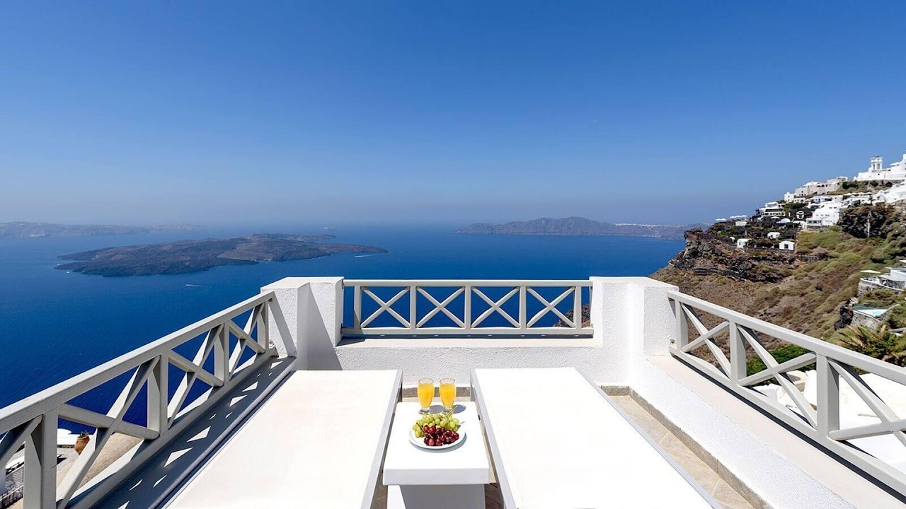 Spitia Tzitzi, Santorini, Greece | Travel With Navya