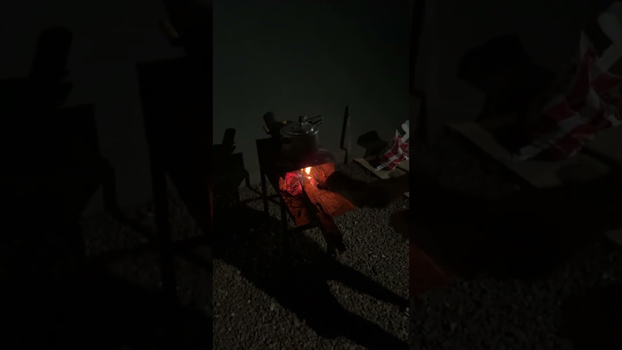 Chofer de folga, sogro veio fazer uma costela no fog&atilde;o a lenha #shorts #caminhoneiro #chofer #road