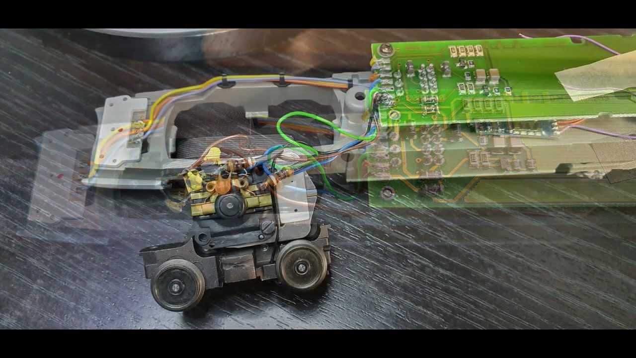 Trix 22559 ICE s train corless motor fitout & run.