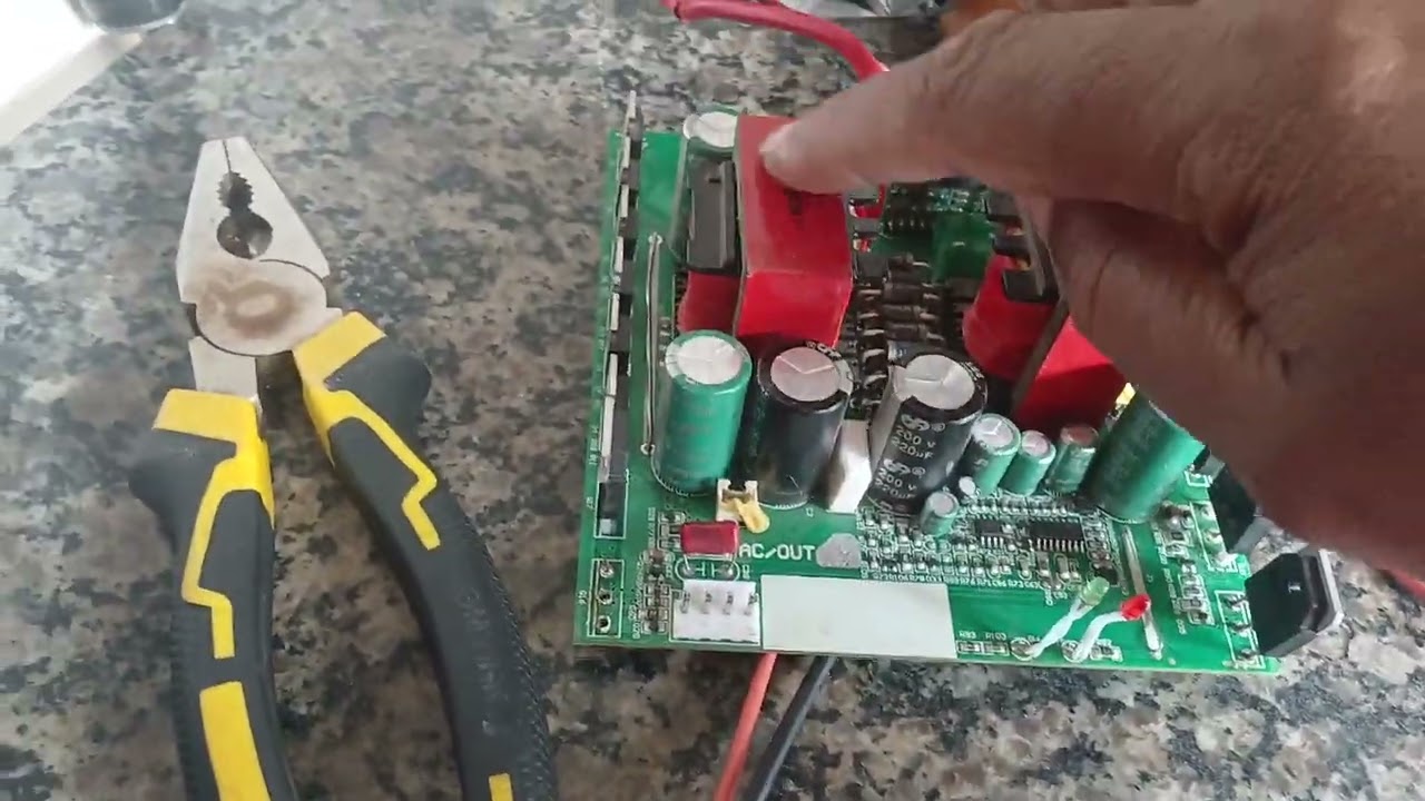 Tentei aproveitar uns mosfet, mas,NÃO DEU certo,  deu ruim 👎 só  com NOVO. 