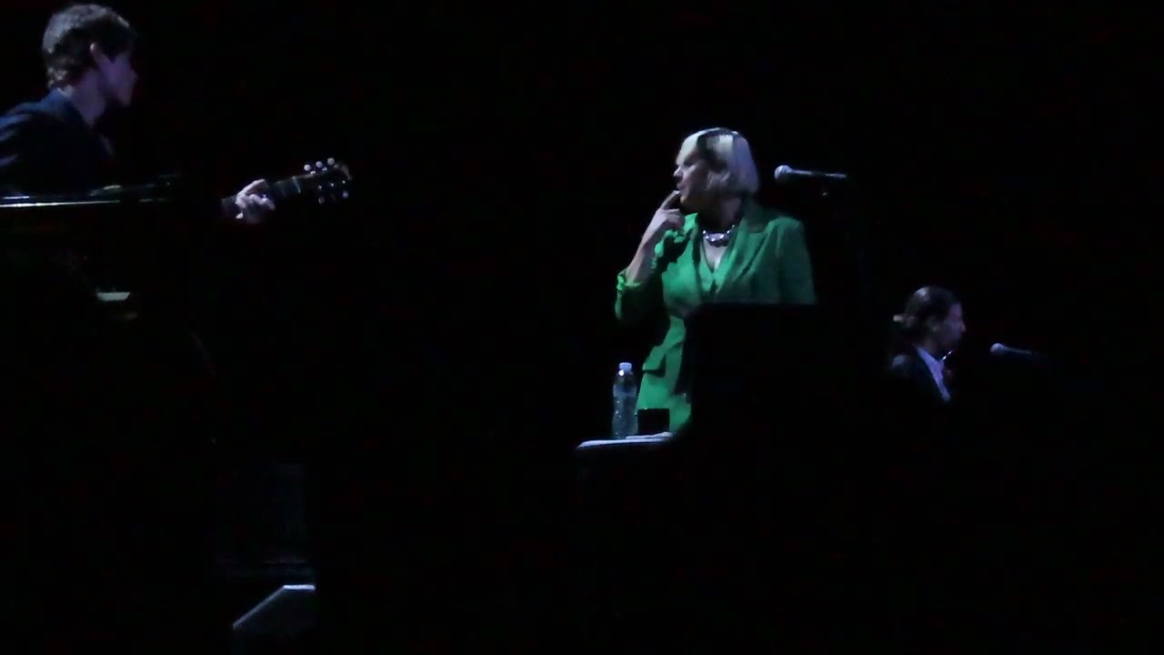 Cat Power Sings Dylan - It’s All Over Now, Baby Blue (live in Athens)