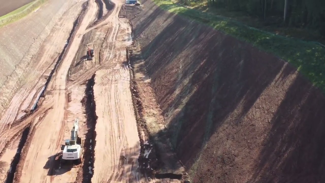 Hier ein Video von der neuen Autobahn A44 von Kassel nach Eisenach