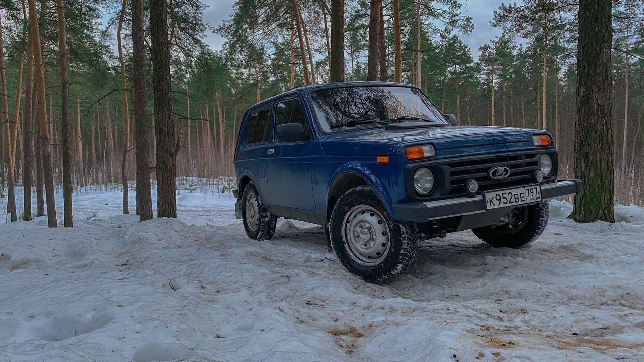 Offroad Lada Niva. Сток Нива оффроуд. Поездка в лес