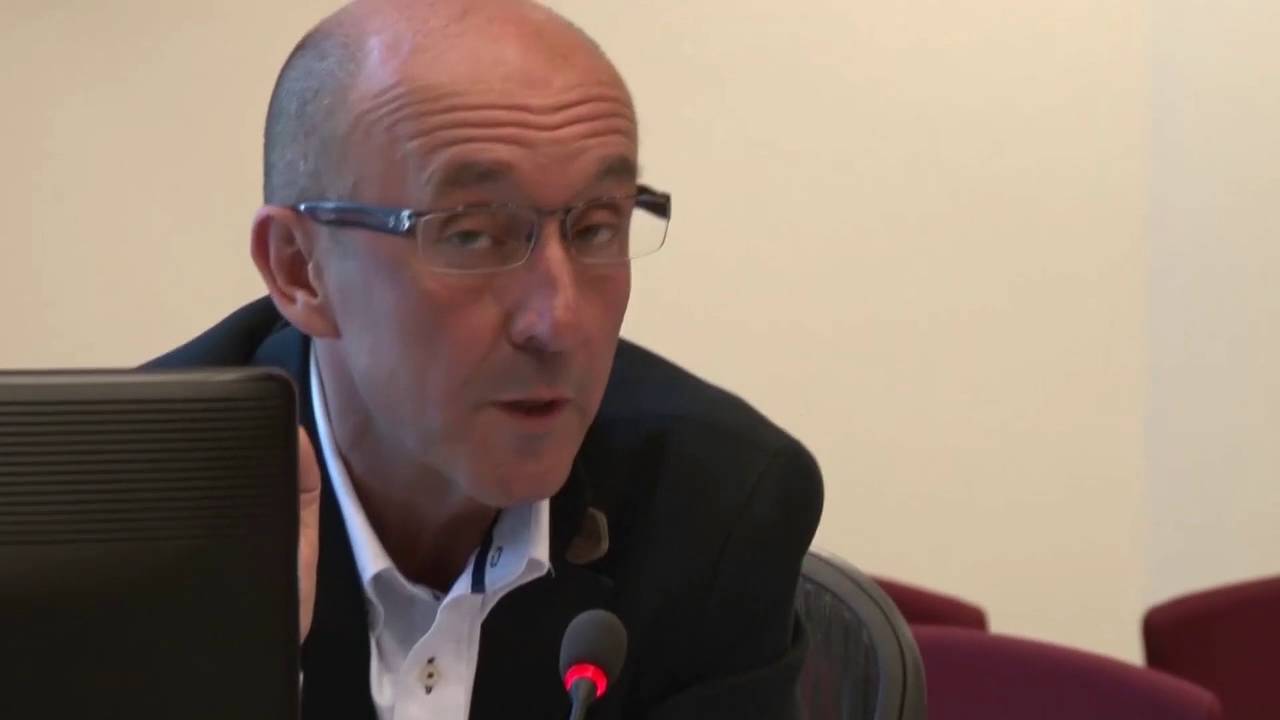 ¿Existen los europeos?  Roberto Colom
