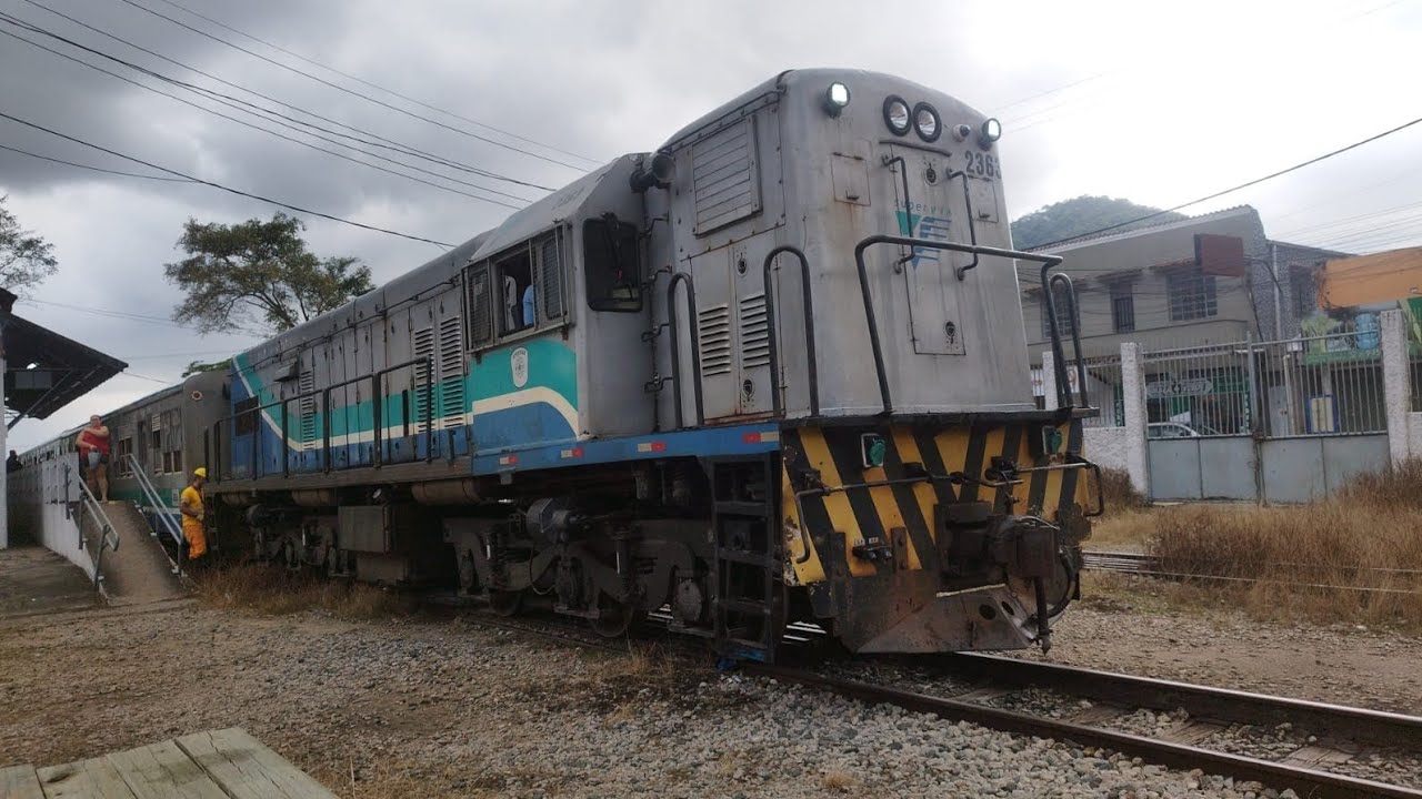 Locomotiva 2363 fazendo a manobra para formar o ug108 (06/02/2026)