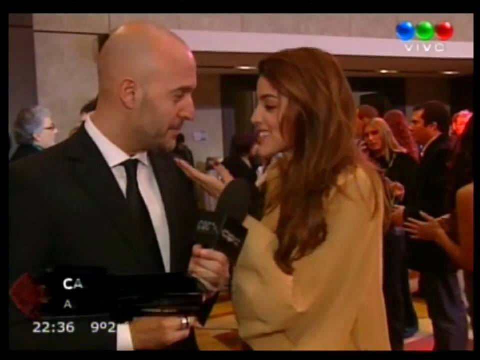 Calu Rivero de El Elegido entrevistada por CQC - Entrega de diplomas Premios Martín Fierro.