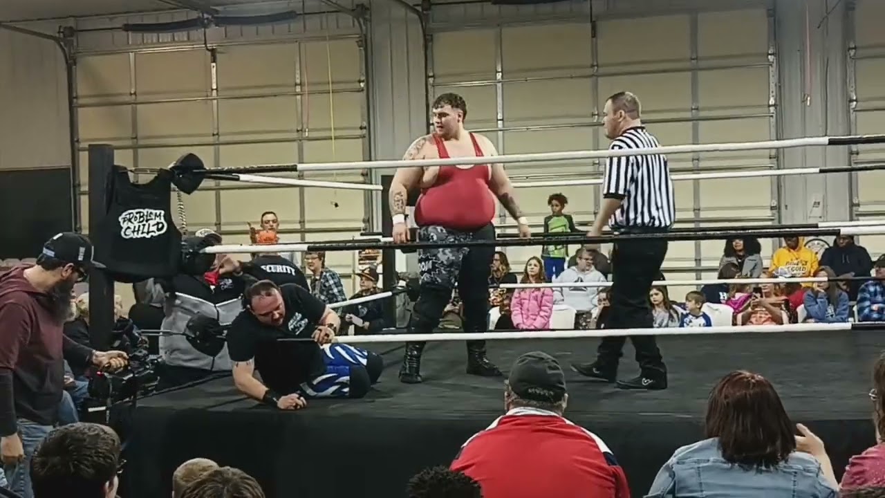 Aaron Roberts w/Justin Case Vs.        T-Pain
