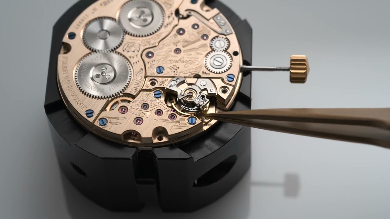 Breguet Classique Régulateur à Pivot Magnétique 7225 - Crafting Emotion