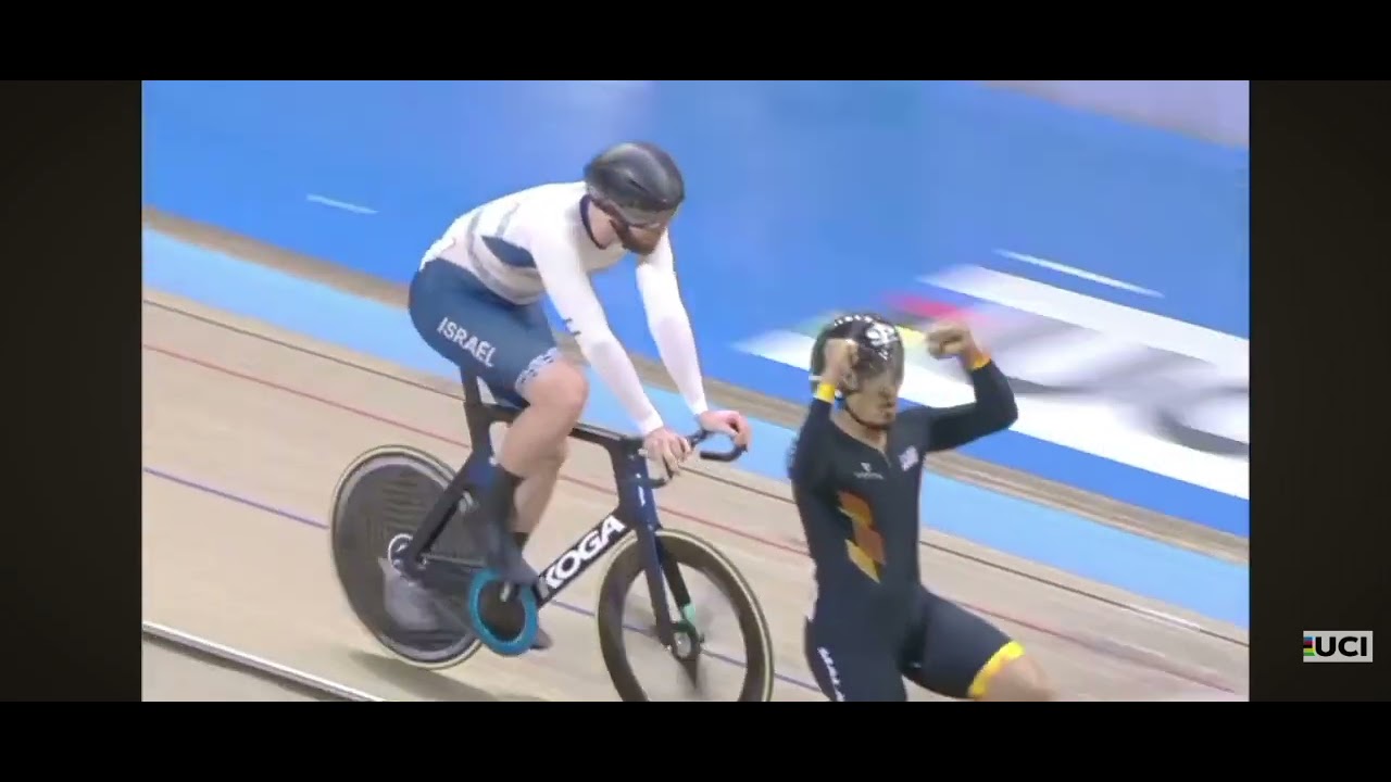 Australia Perth Cycling World Cup Keirin Malaysia rocketman Azizul incredibly from last to gold. 🚀🚀🚀