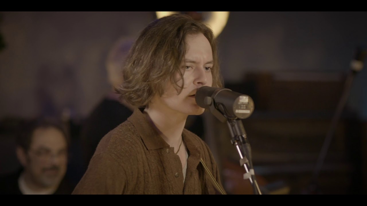 Dee White - Under Your Skin (Live Video)