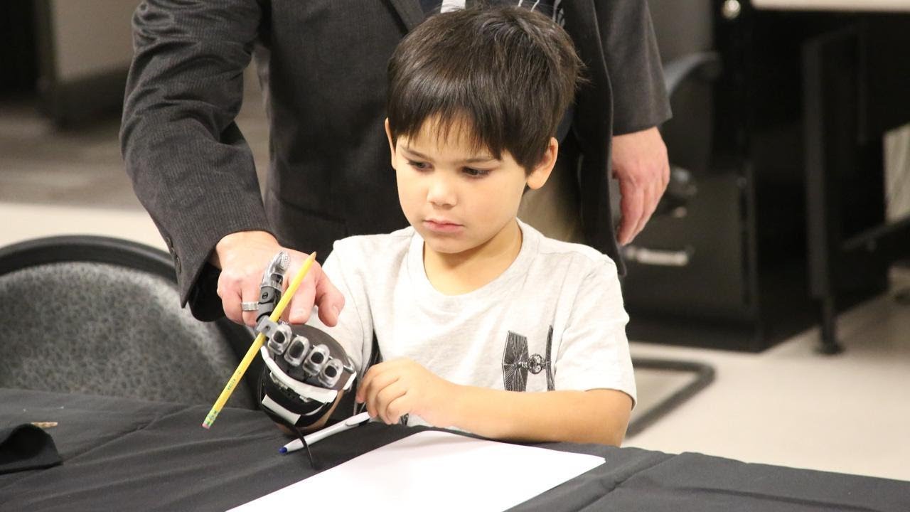 5-Year-Old 'Star Wars' Fan Gets Prosthetic 'Stormtrooper' Arm