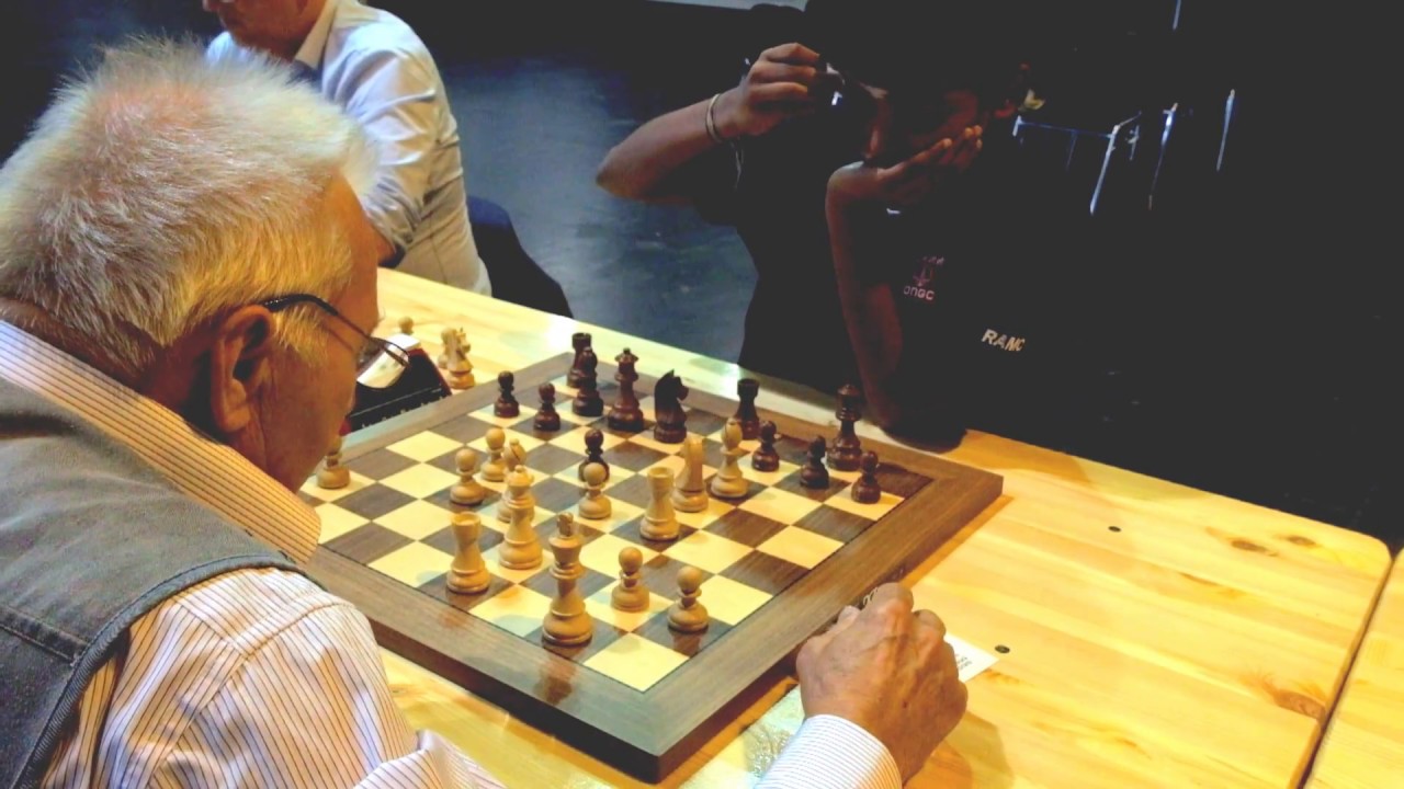 BLITZ CHESS: Ivars Smilga - GM Praggnanandhaa Rameshbabu, Sicilian defense