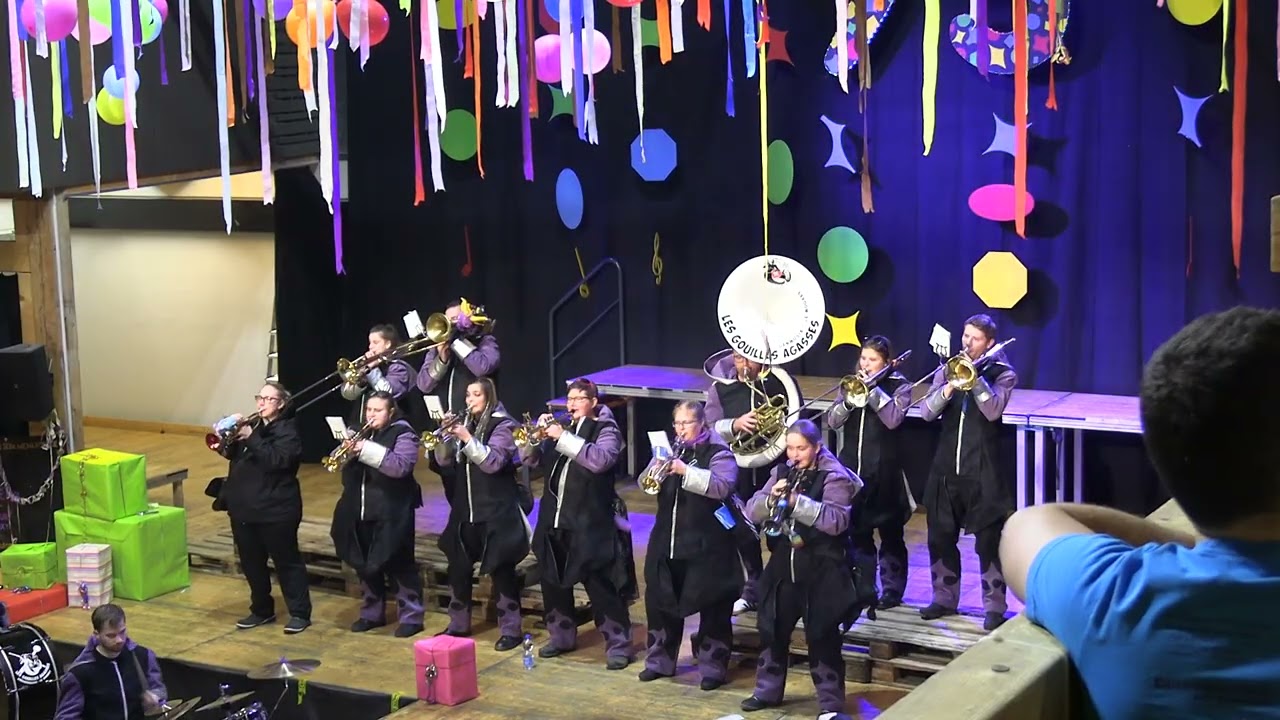 guggenmusik les Gouilles Agasses/ 75ans Loitchou's band Part1
