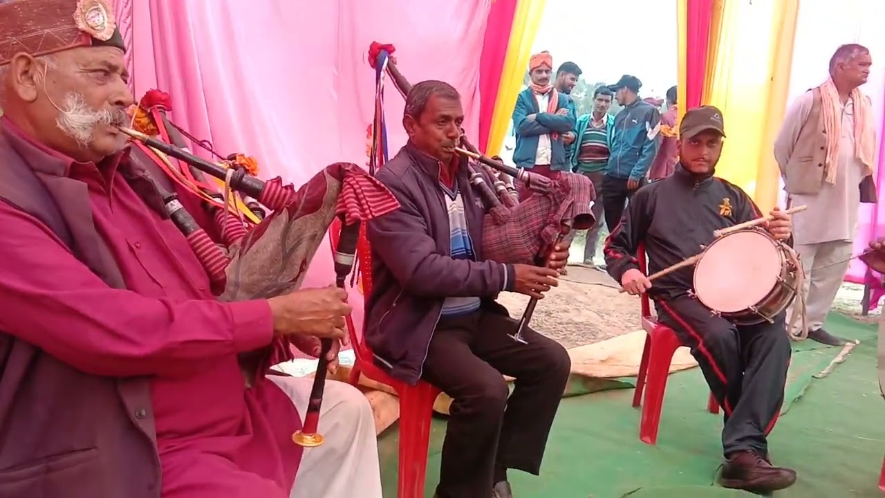 bahut hi pyara pahadi song sun kar anand aa jayaga 👌💖