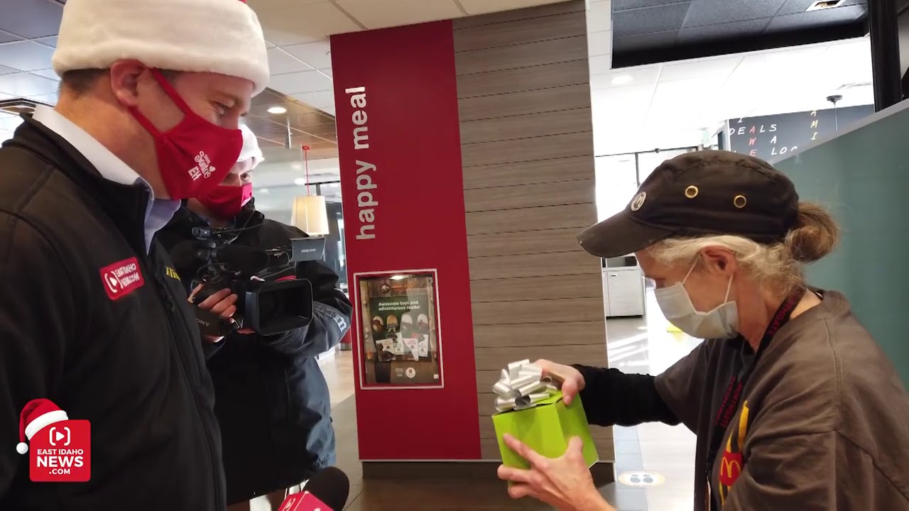 Grandmother working at McDonald's receives unforgettable surprise from a Secret Santa