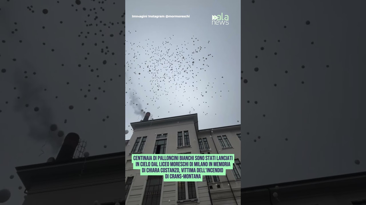 Il liceo Moreschi ricorda Chiara Costanzo: minuto di silenzio e palloncini bianchi in cielo 