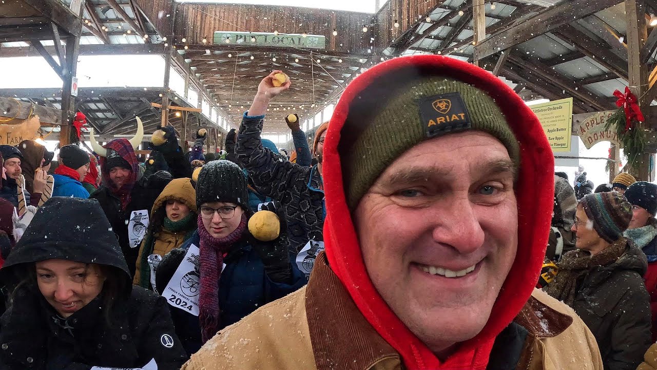 Having Fun at the Last Farmers Market of the Year (Rutabaga Curl!)