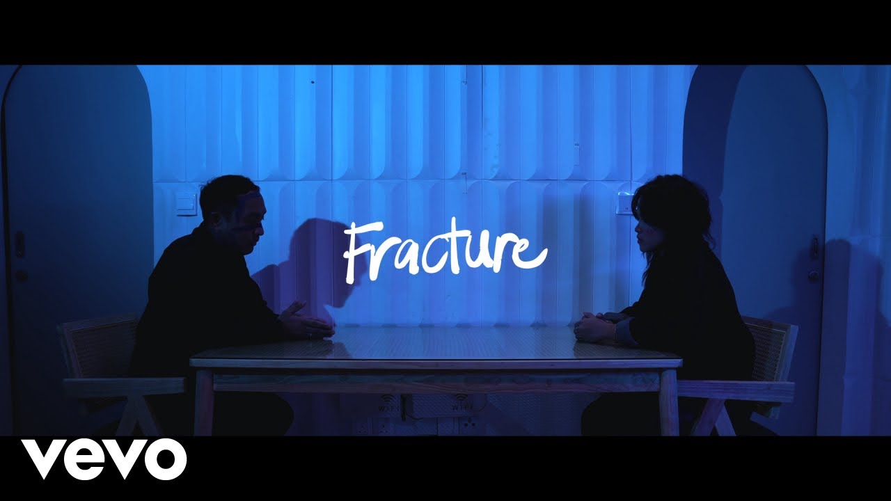 Patriots - Fracture (Official Lyric Video)