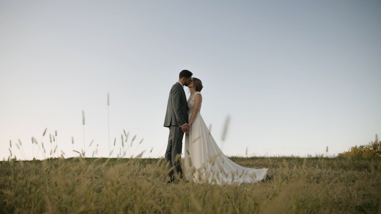 Laura & Nejc // Čustvena poroka na domačiji Marof
