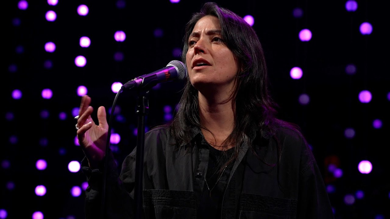 Sharon Van Etten - Afterlife (Live on KEXP)