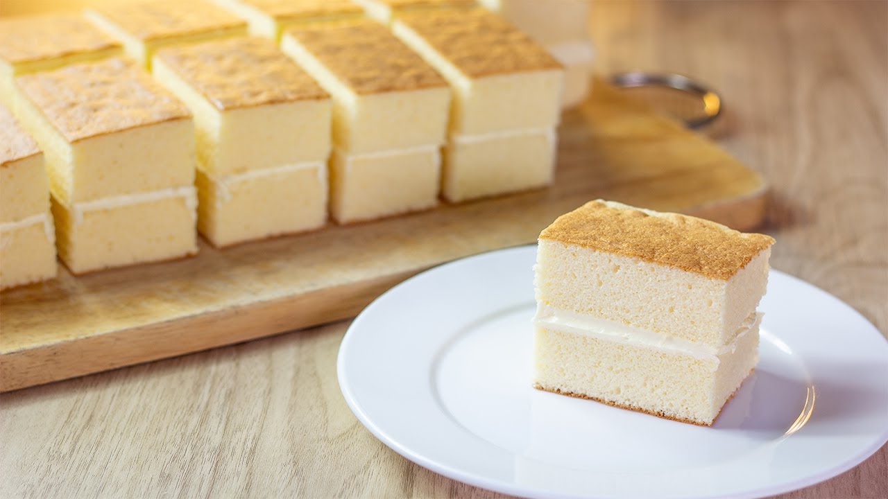 ชิฟฟ่อนเค้กวานิลลา Vanilla Chiffon Cake เค้กชิฟฟ่อนนุ่มๆ สอดไส้บัตเตอร์ครีมหอมหวาน