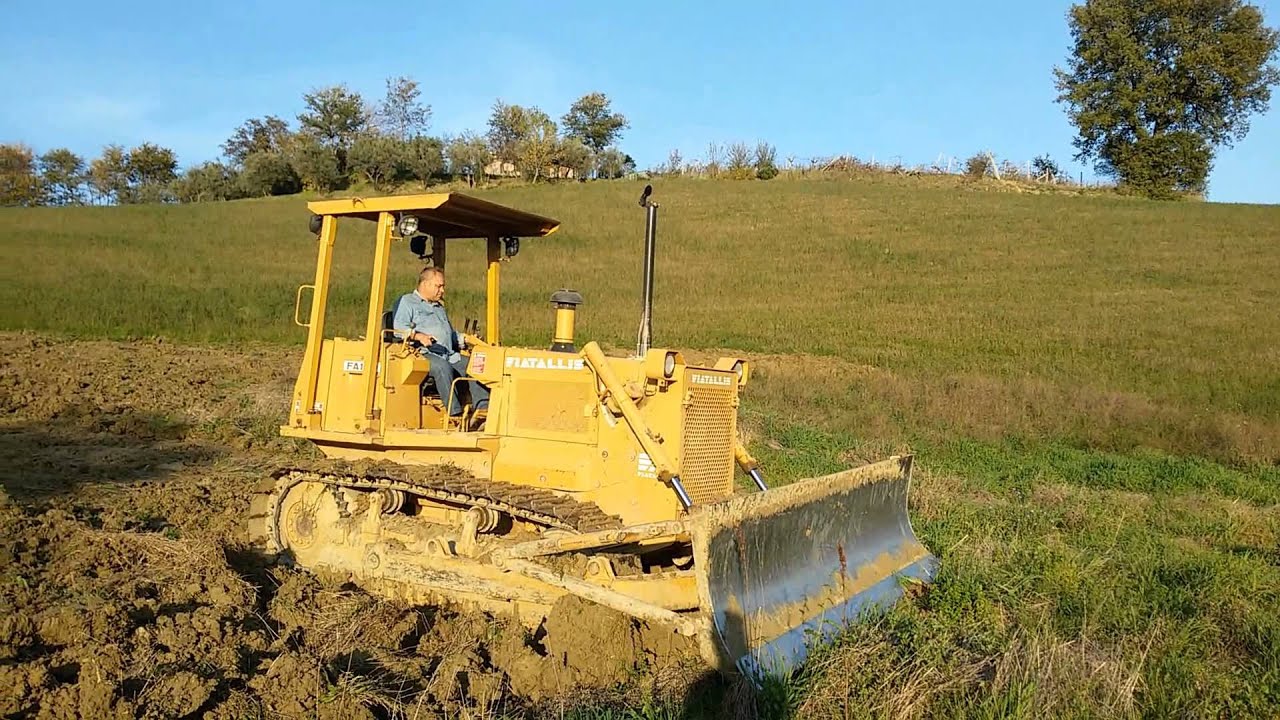 Spianamento Frane 2015 con FiatAllis FA120, New Holland T7.260 & Fiat 880 DTH