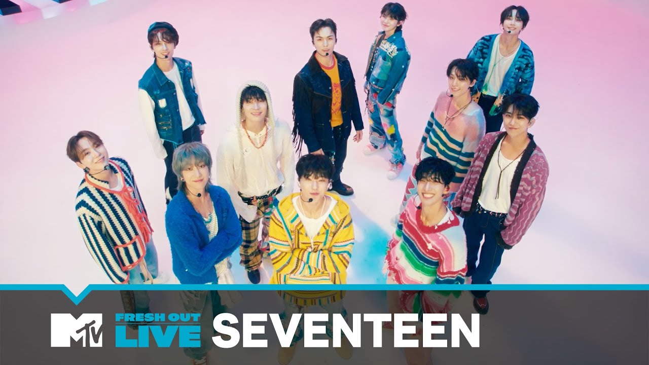 SEVENTEEN Performs 