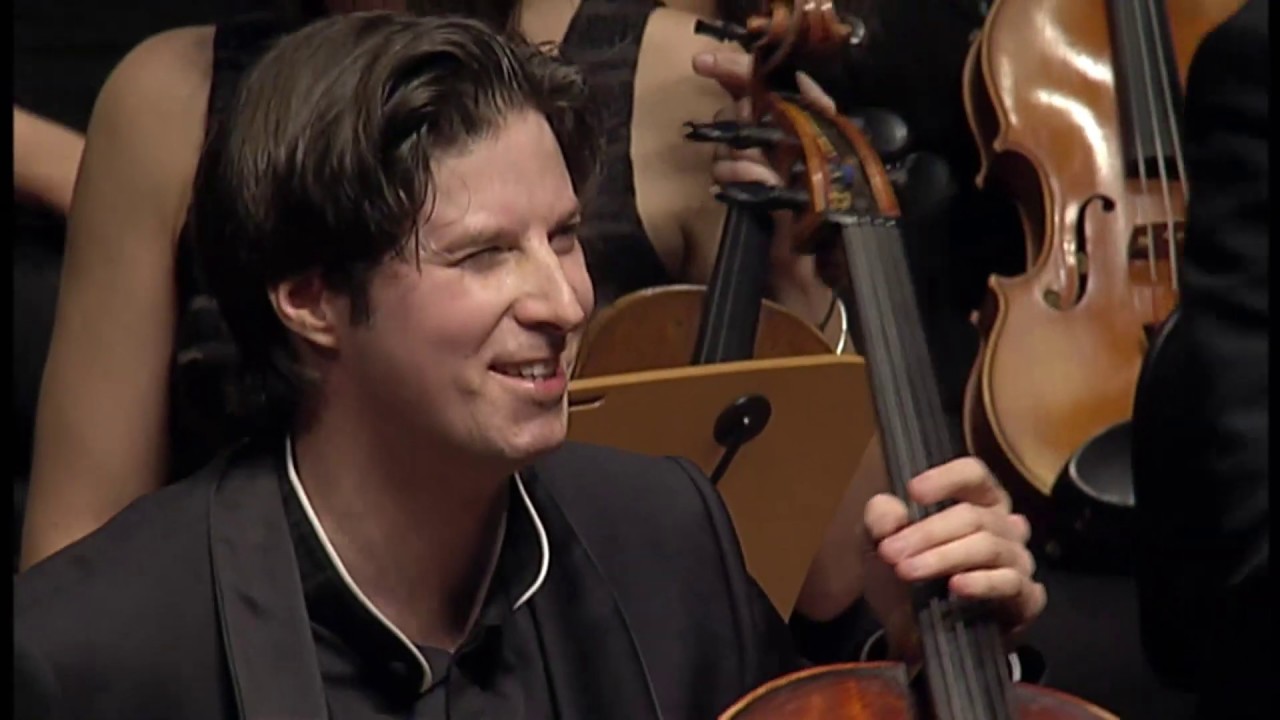 Daniel M&uuml;ller-Schott plays Lalo Cello Concerto