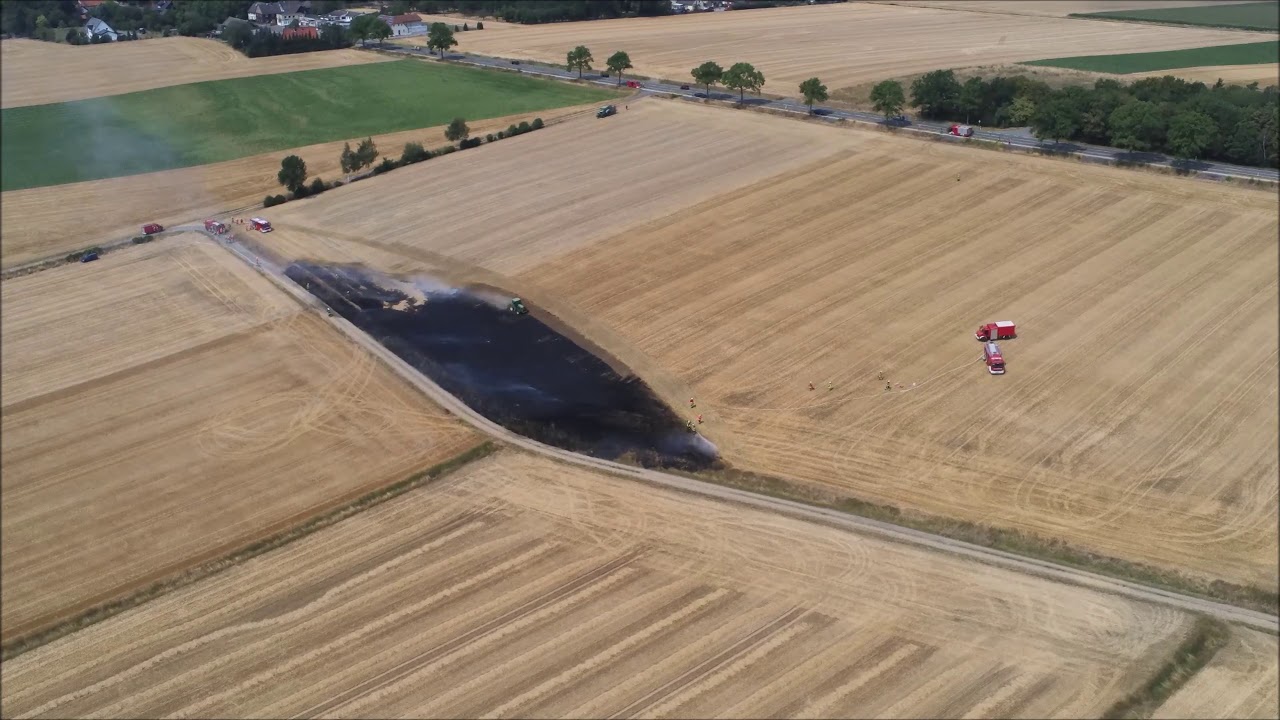 Stoppelfeldbrand zwischen Hoheneggelsen und Feldbergen