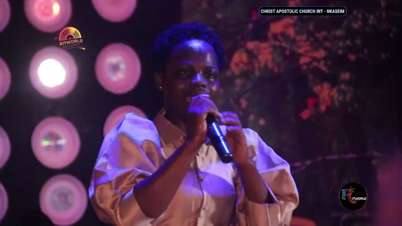 1hr Power-packed Worship ministration by Freda Boateng @ Ahafo Nkaseim. Day2