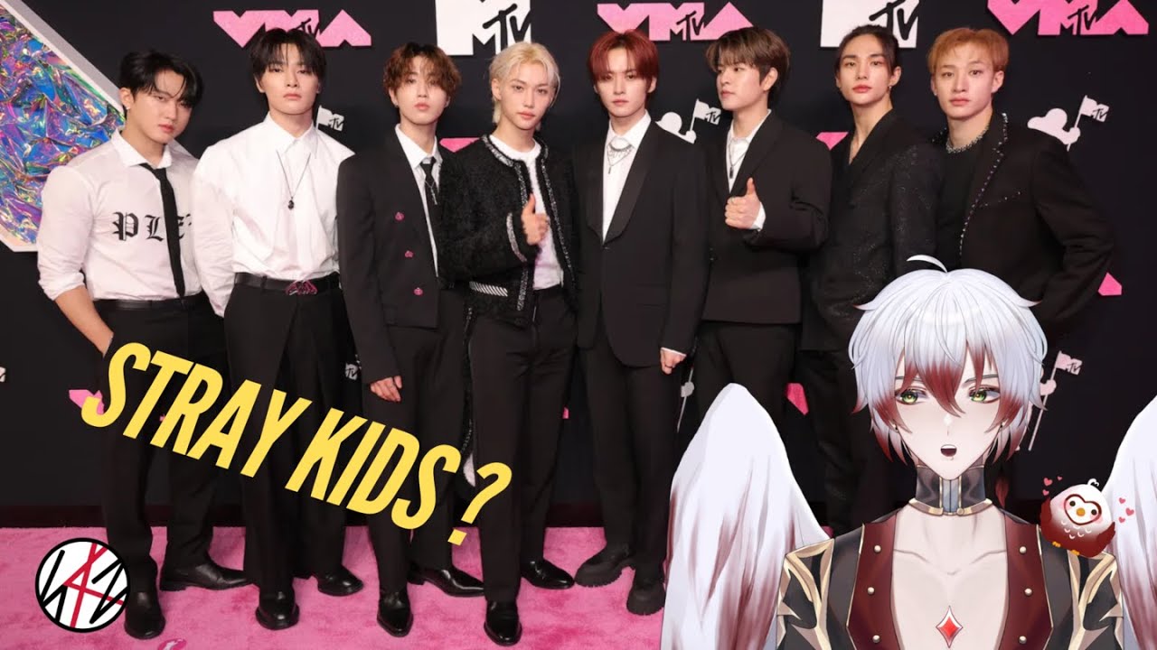 VTUBER discovers STRAY KIDS! - Members Intro & MANIAC reaction